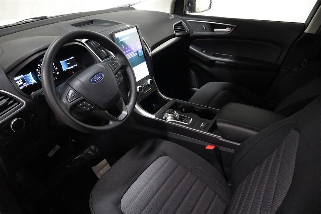 new 2024 Ford Edge car, priced at $40,020