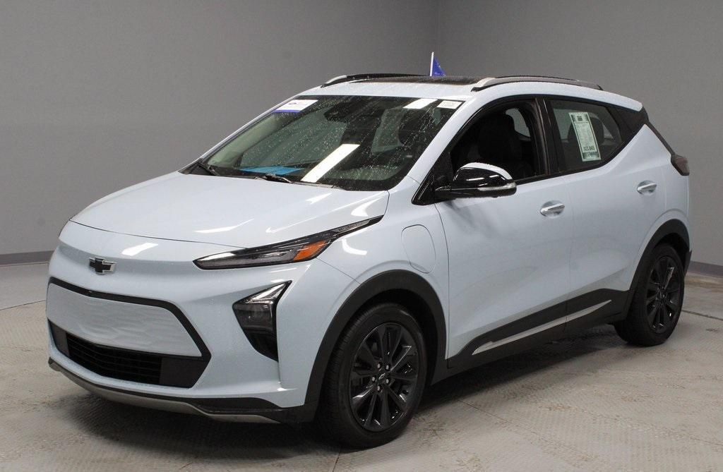 used 2022 Chevrolet Bolt EUV car, priced at $19,502