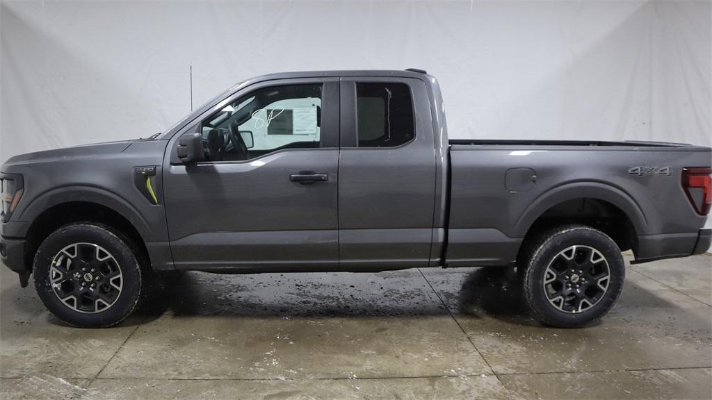 new 2025 Ford F-150 car, priced at $50,090