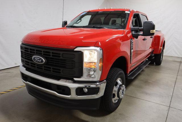 new 2024 Ford F-350 car, priced at $70,260