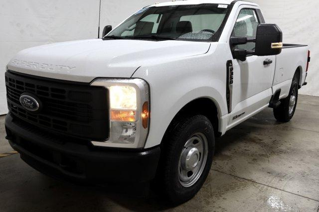 new 2024 Ford F-350 car, priced at $58,868