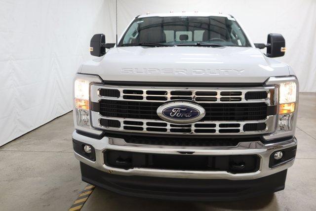 new 2024 Ford F-350 car, priced at $55,800