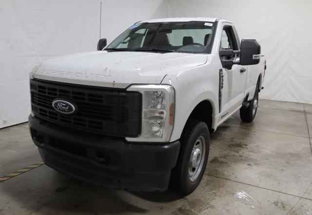 new 2024 Ford F-350 car, priced at $59,670