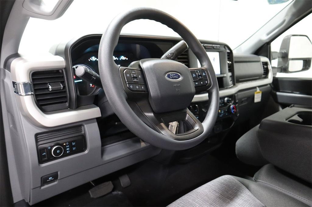 new 2024 Ford F-250 car, priced at $55,030