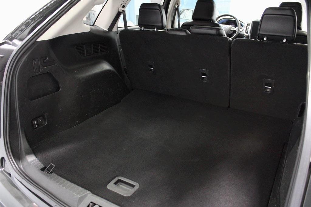 used 2022 Ford Edge car, priced at $27,357