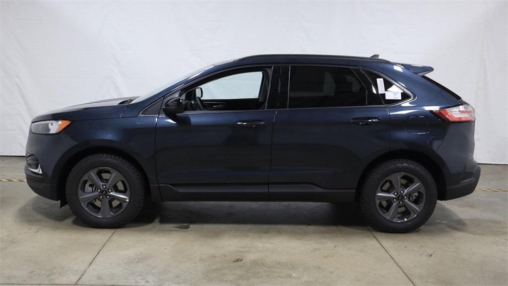 new 2024 Ford Edge car, priced at $40,900