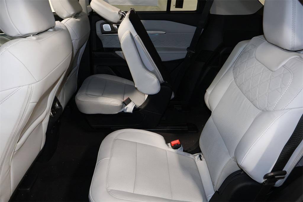 new 2025 Ford Explorer car, priced at $60,510