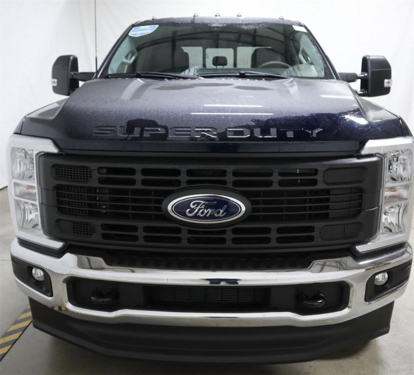 new 2024 Ford F-350 car, priced at $68,260