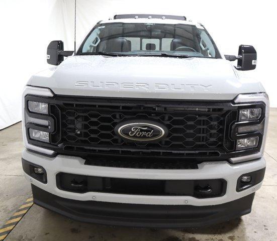 new 2025 Ford F-250 car, priced at $91,820