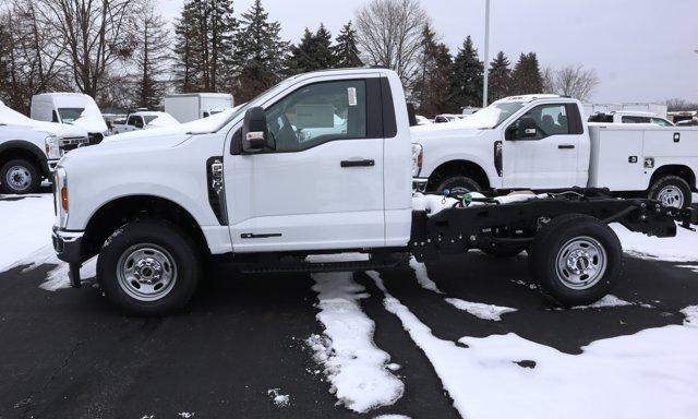 new 2024 Ford F-250 car, priced at $57,640