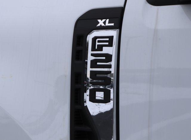 new 2024 Ford F-250 car, priced at $57,640