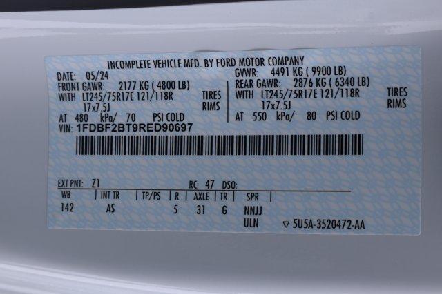 new 2024 Ford F-250 car, priced at $57,640