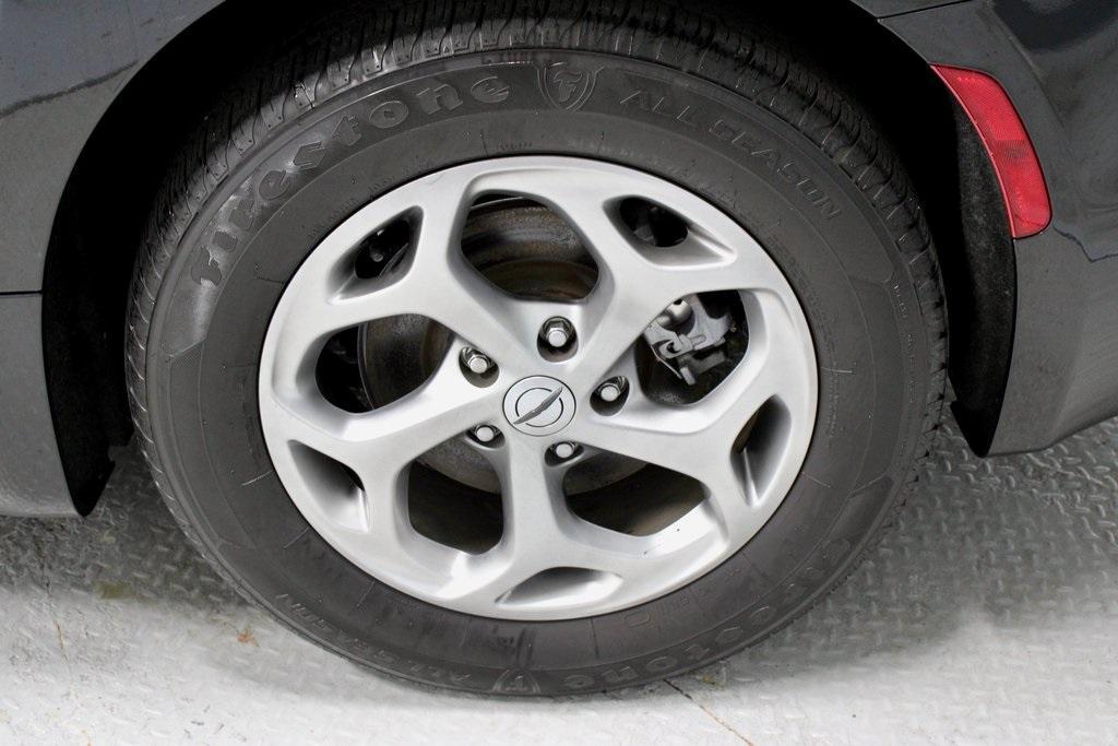 used 2022 Chrysler Pacifica car, priced at $24,430