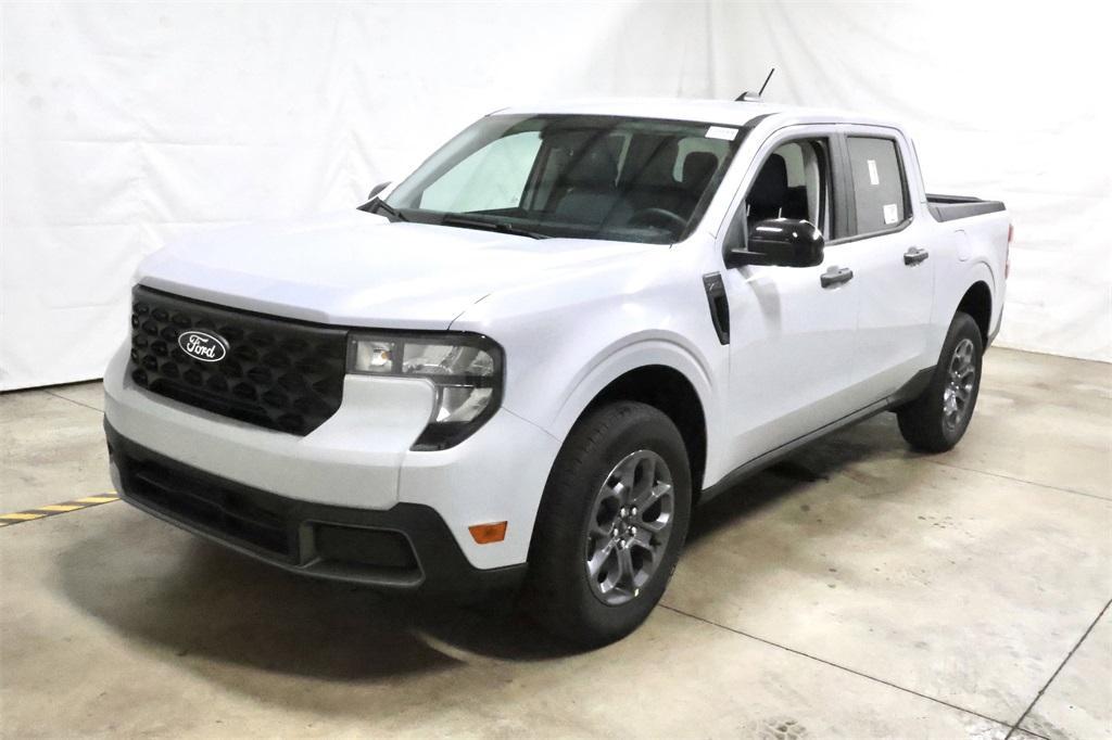 new 2025 Ford Maverick car, priced at $35,095