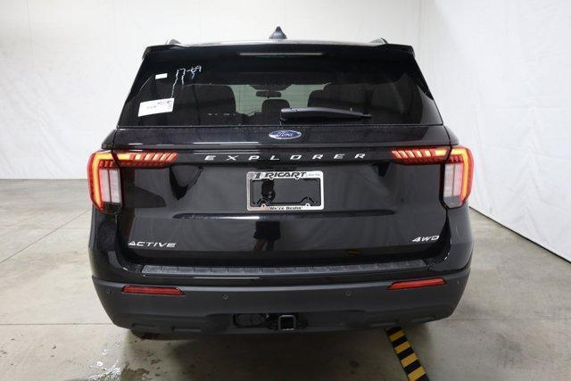 new 2025 Ford Explorer car, priced at $41,095