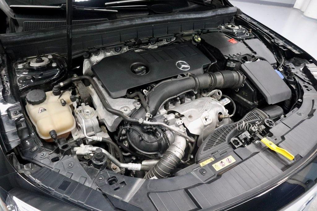 used 2020 Mercedes-Benz GLB 250 car, priced at $24,592