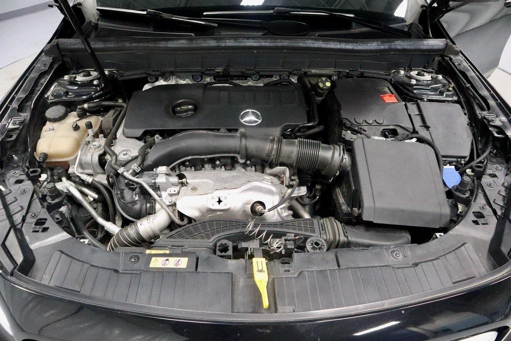 used 2020 Mercedes-Benz GLB 250 car, priced at $24,592
