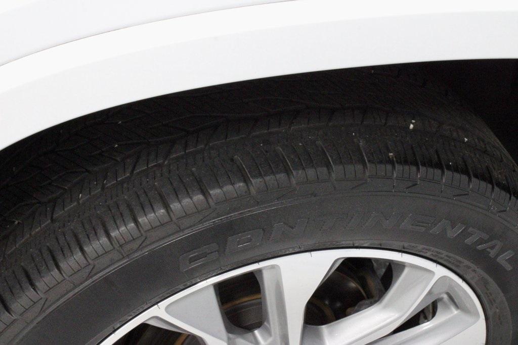used 2019 Chevrolet Traverse car, priced at $20,879
