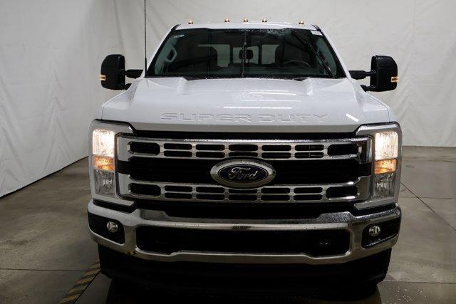 new 2025 Ford F-350 car, priced at $65,150