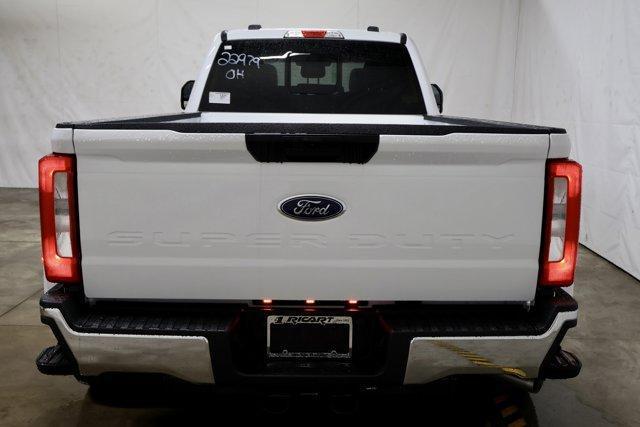 new 2025 Ford F-350 car, priced at $65,150