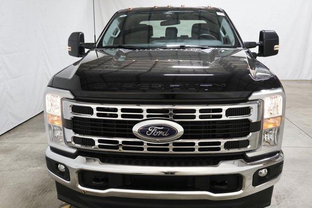 new 2025 Ford F-350 car, priced at $63,125