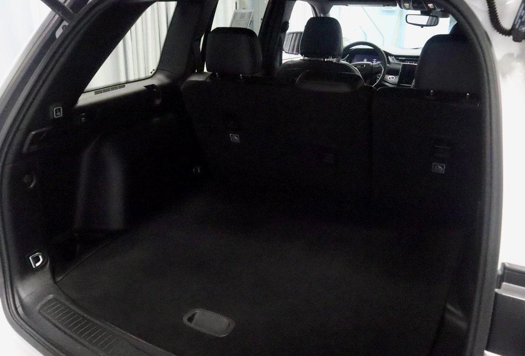used 2024 Jeep Grand Cherokee car, priced at $35,970