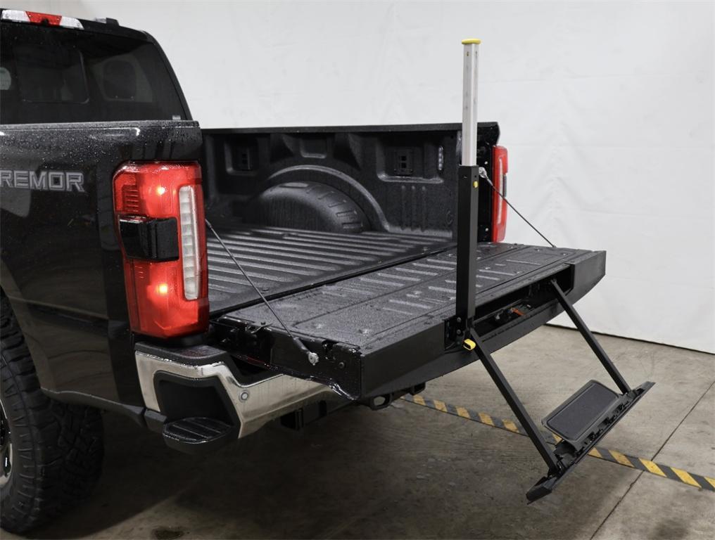 new 2025 Ford F-350 car, priced at $91,275
