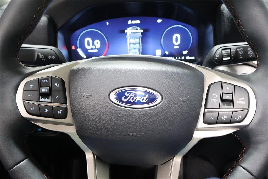 new 2025 Ford Explorer car, priced at $48,965