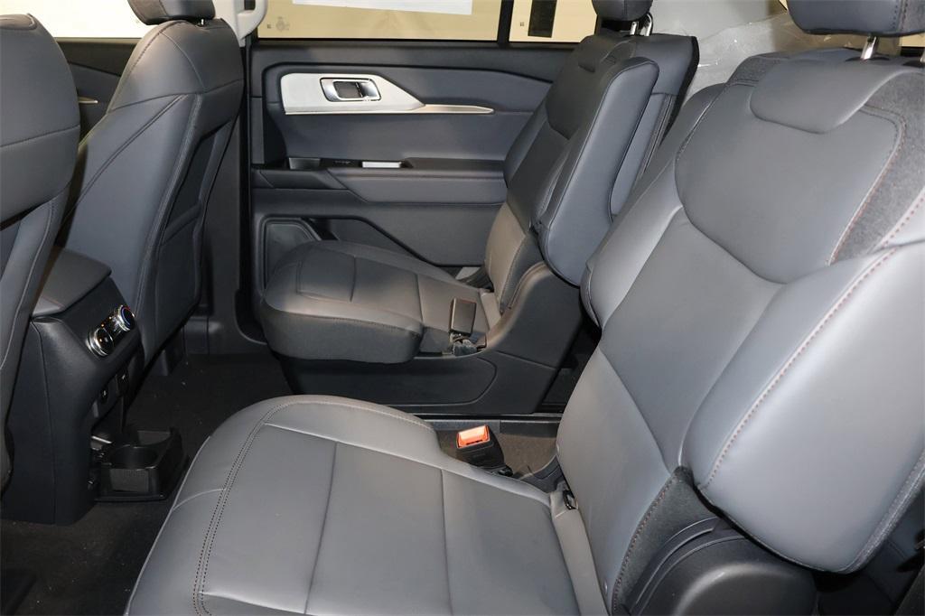 new 2025 Ford Explorer car, priced at $48,965