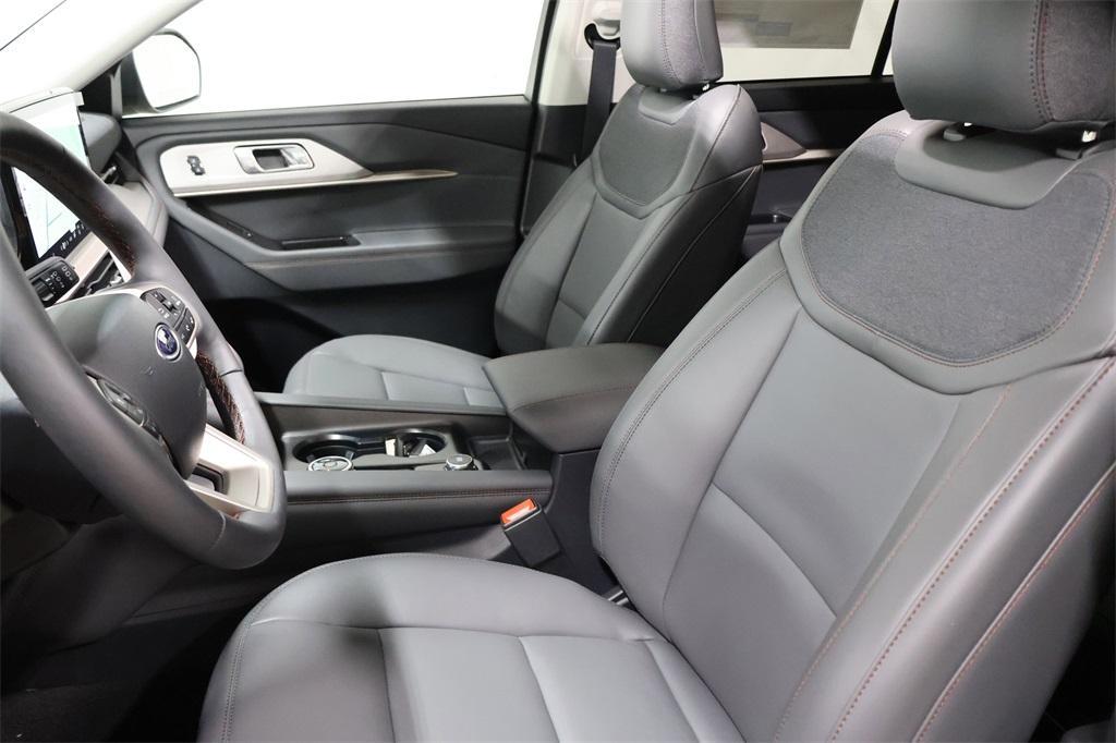 new 2025 Ford Explorer car, priced at $48,965