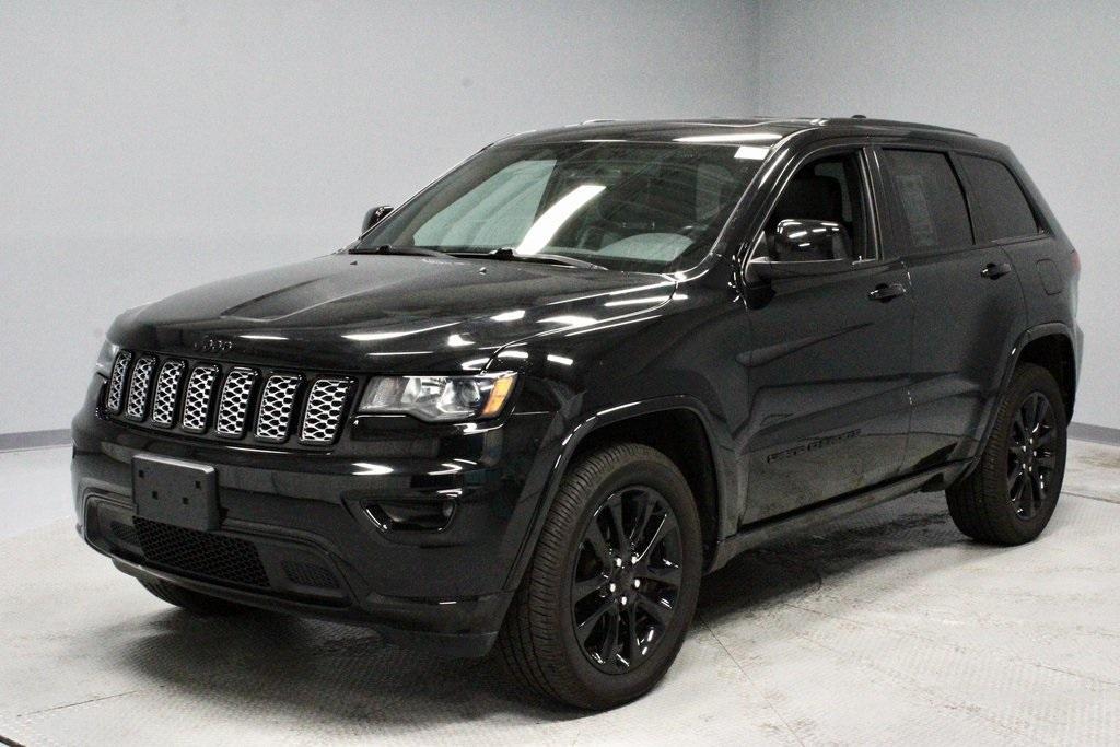 used 2020 Jeep Grand Cherokee car, priced at $24,107