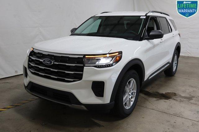 new 2025 Ford Explorer car, priced at $40,995