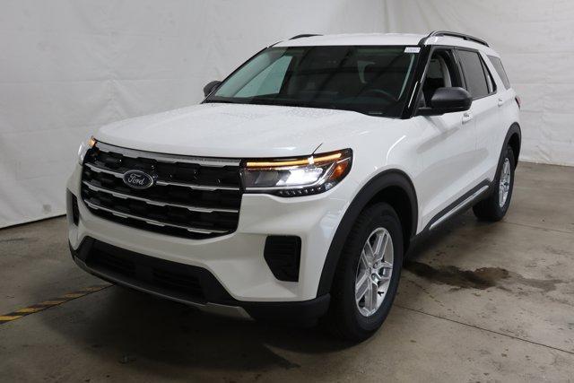 new 2025 Ford Explorer car, priced at $41,890