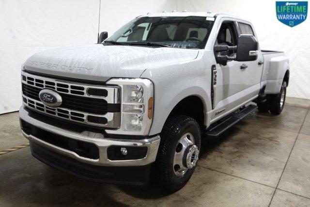new 2025 Ford F-350 car, priced at $80,340