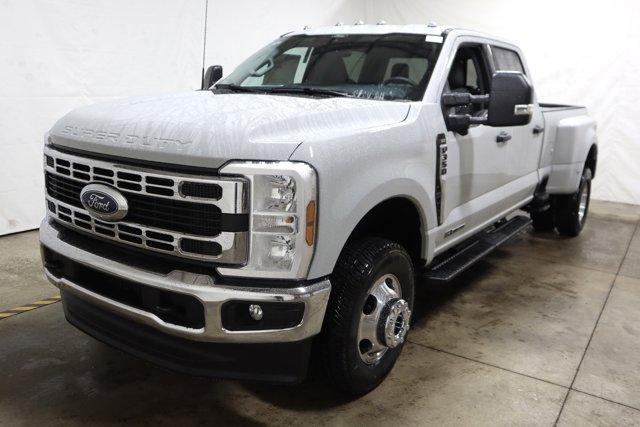 new 2025 Ford F-350 car, priced at $80,340