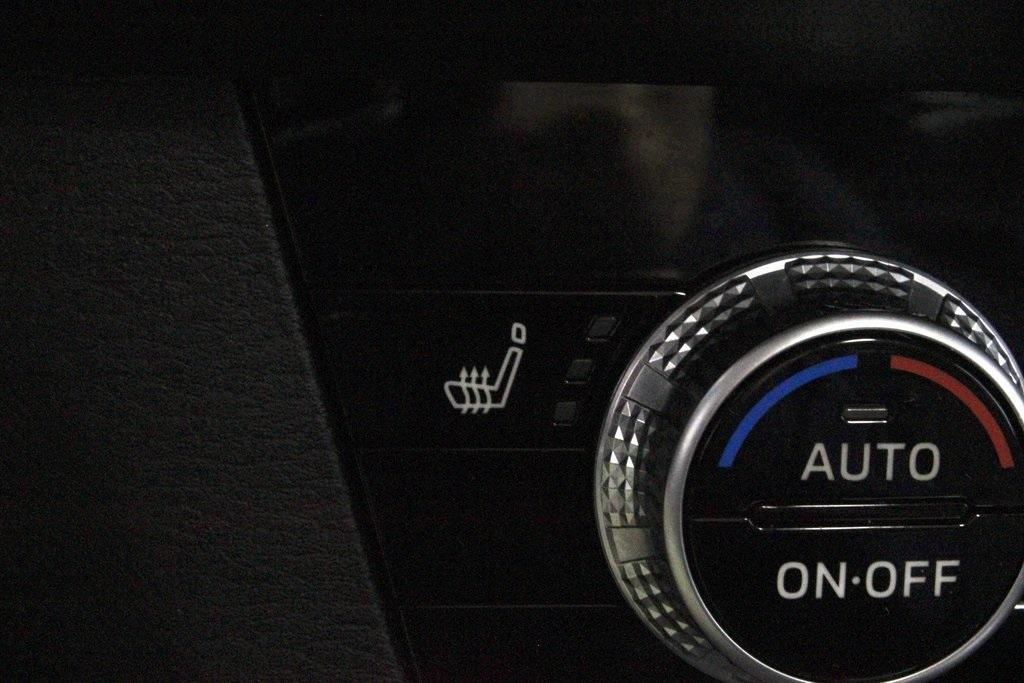 used 2024 Mitsubishi Outlander car, priced at $24,080