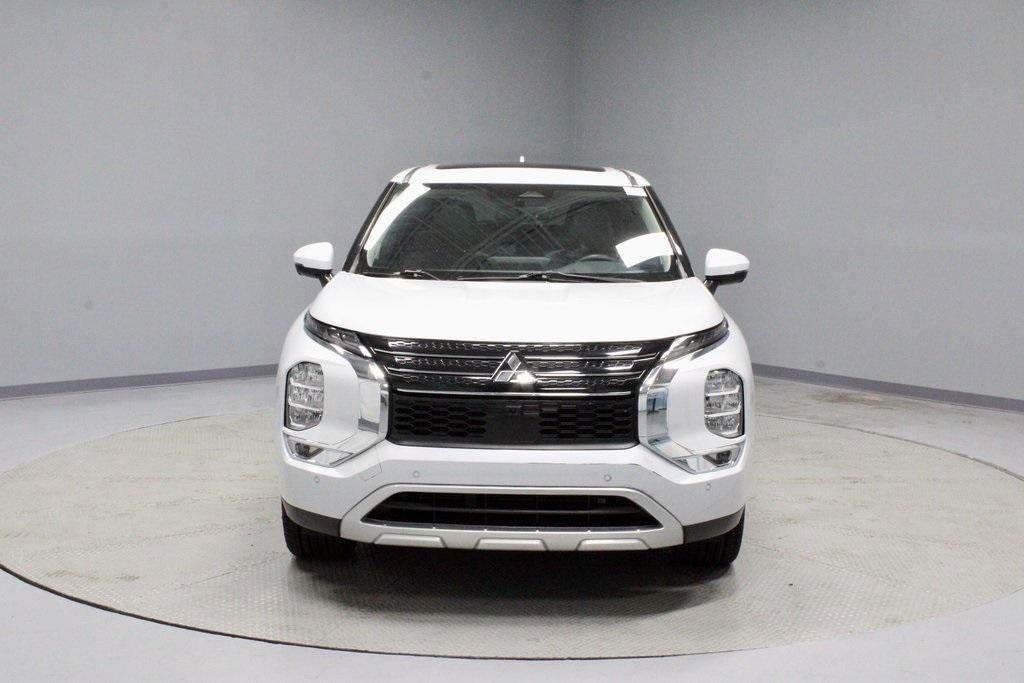 used 2024 Mitsubishi Outlander car, priced at $24,080