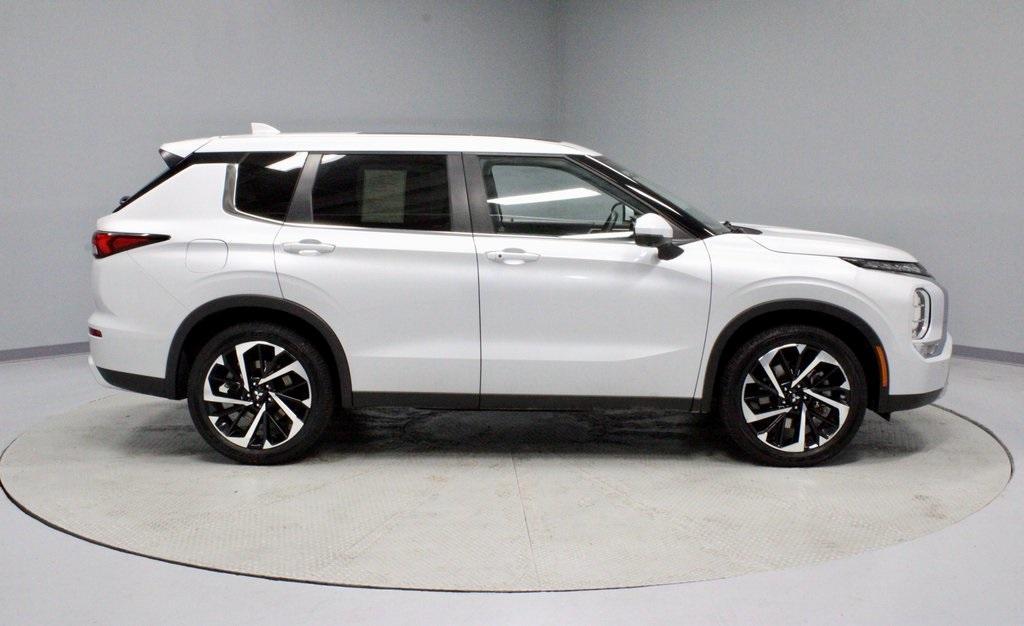used 2024 Mitsubishi Outlander car, priced at $24,080