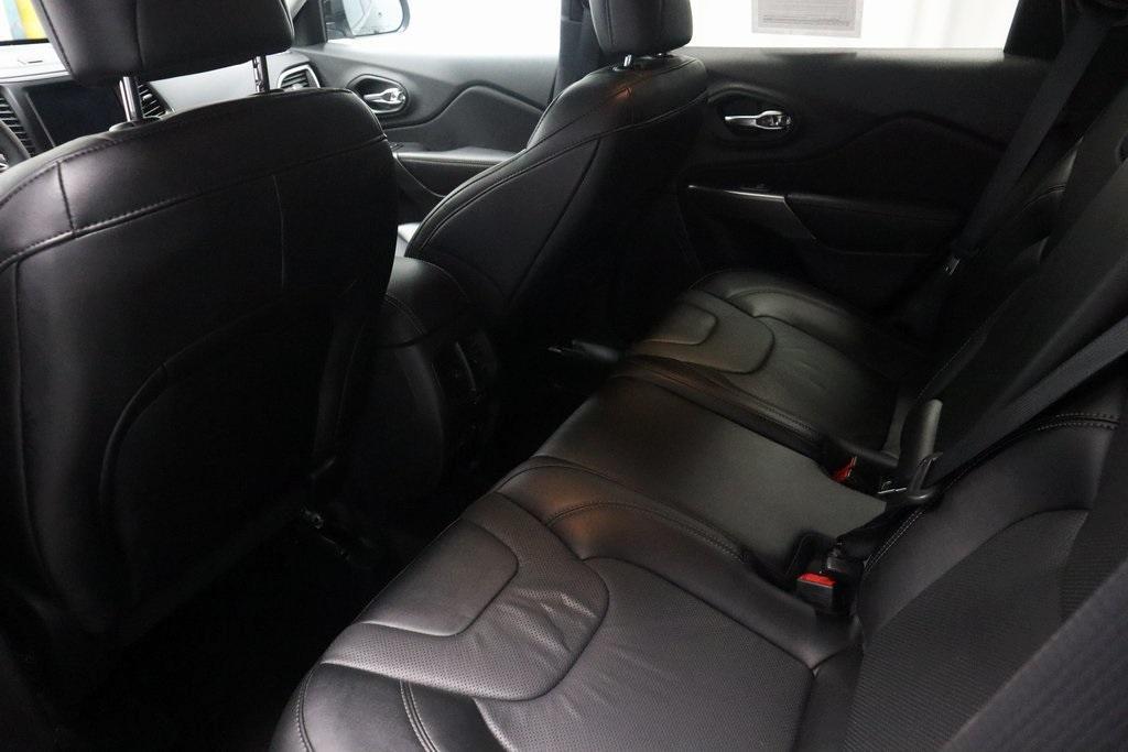 used 2022 Jeep Cherokee car, priced at $22,149