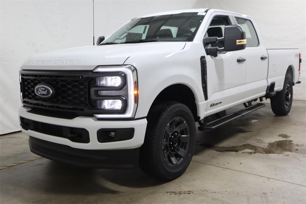 new 2024 Ford F-350 car, priced at $68,585