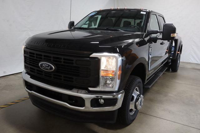 new 2024 Ford F-350 car, priced at $68,260