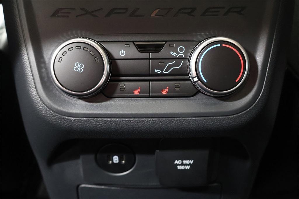 new 2025 Ford Explorer car, priced at $61,305