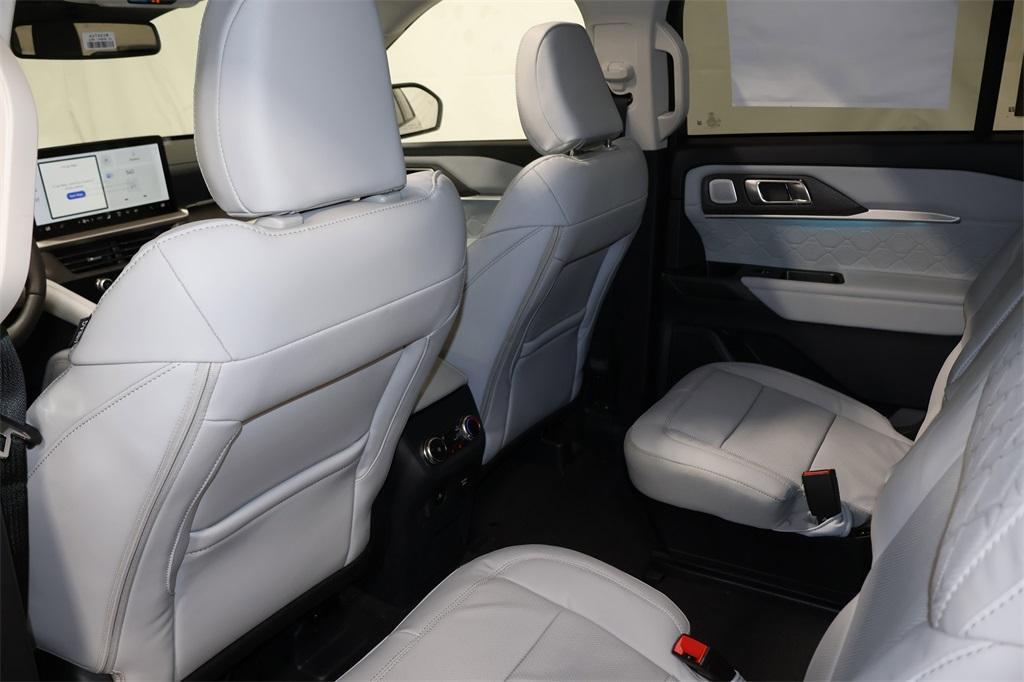new 2025 Ford Explorer car, priced at $61,305