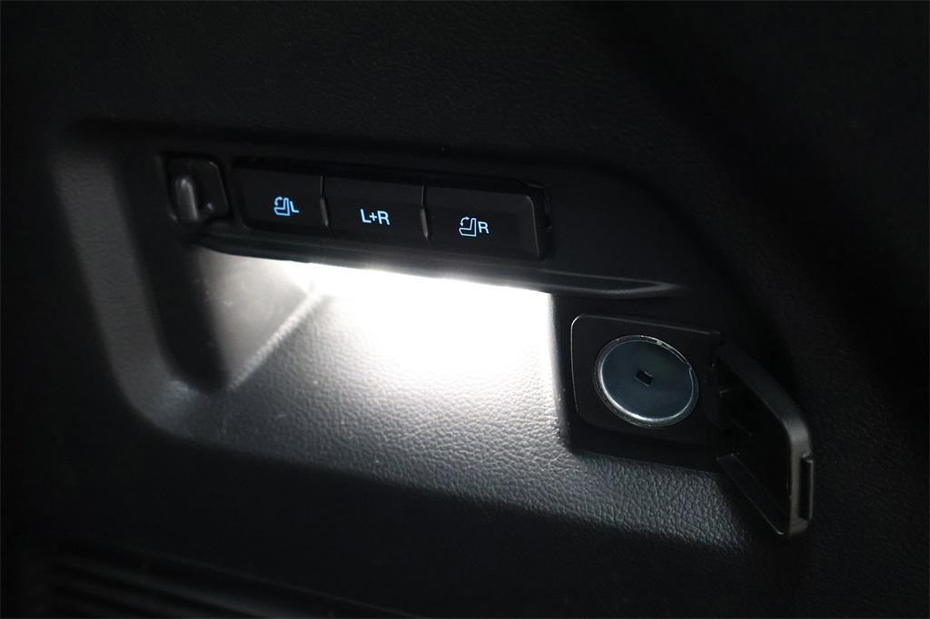 new 2025 Ford Explorer car, priced at $61,305