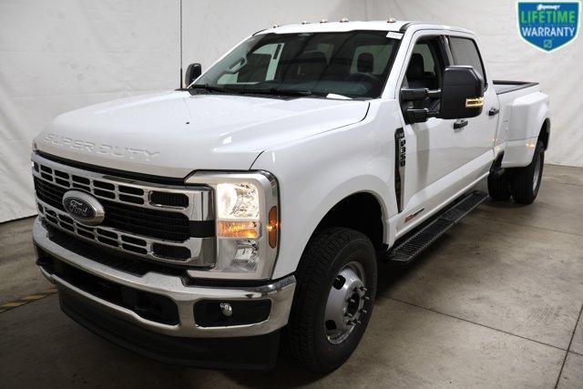 new 2025 Ford F-350 car, priced at $73,080