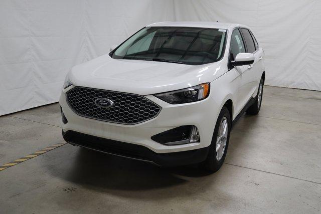 new 2023 Ford Edge car, priced at $40,695