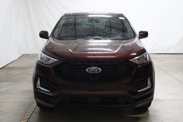 new 2024 Ford Edge car, priced at $42,107