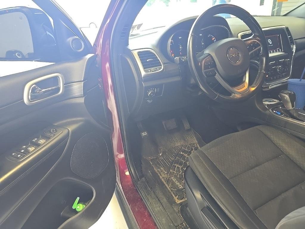 used 2020 Jeep Grand Cherokee car, priced at $18,732