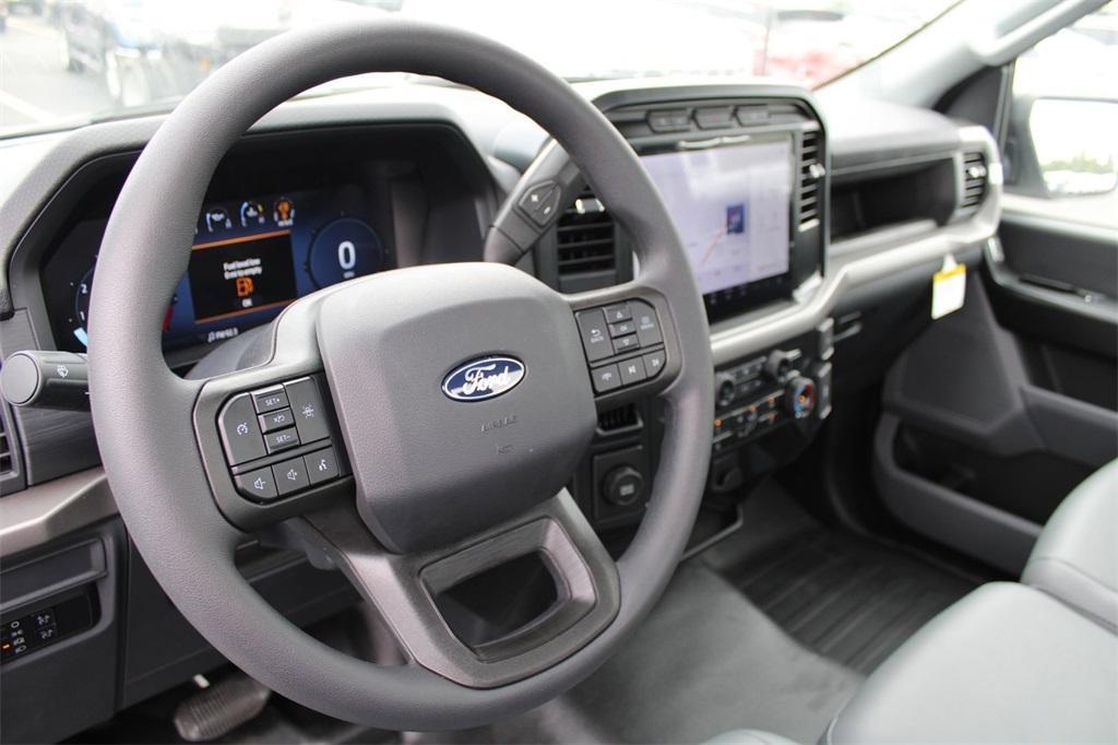 new 2024 Ford F-150 car, priced at $34,372