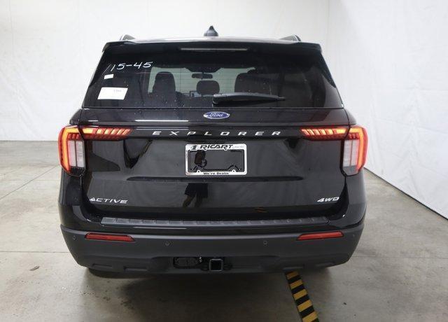 new 2025 Ford Explorer car, priced at $40,850